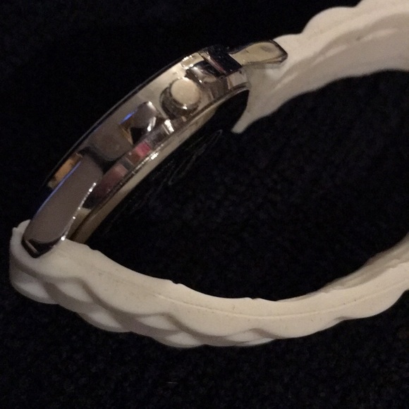 Mickey Mouse watch by Disney - Picture 3 of 8